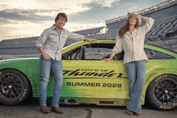 Anne Hathaway Joins Tom Cruise in ‘Days of Thunder’ Sequel