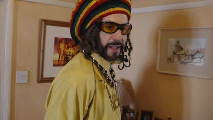«Ali G: Who Iz I;» Τρέιλερ: Ο Σάσα Μπάρον Κόεν πρωταγωνιστεί σε ψευδο-ντοκιμαντέρ