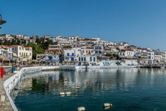 Τo Euronews εξυμνεί τον πολυδιάστατο χαρακτήρα της Άνδρου