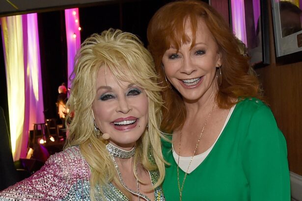 Reba McEntire Missed a Call From Friend Dolly Parton Before Her Death