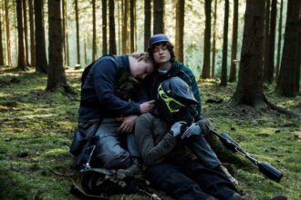 ‘Oasis’ Review: A Sleek, Strange Parable about Bullying and Bonding at the Most Difficult Age