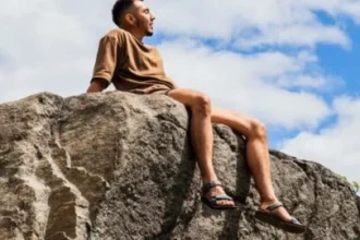 8 Best Sandals For Men: Fabulous Low-key Footwear in 2026