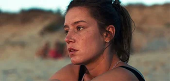 Η Adèle Exarchopoulos παίζει μια αλκοολική στο επίσημο τρέιλερ «Another Day».