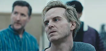 Ο Andrew Scott είναι ο ηθοποιός Ian Charleson στο τρέιλερ της ταινίας Emotional “Elsinore”.