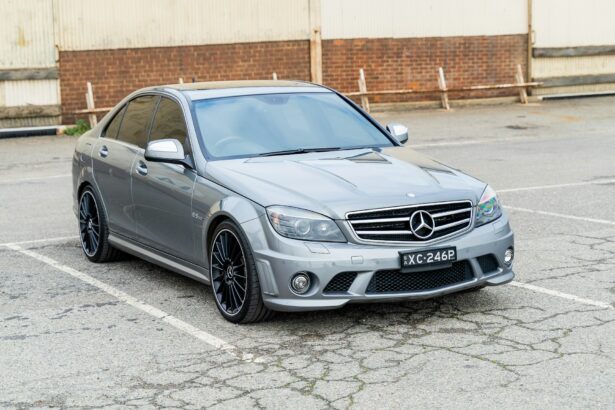 Mercedes-Benz C63 AMG (W204): Όταν η M3 απέκτησε τον πιο άγριο αντίπαλο