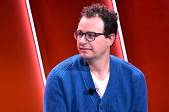 Ex-Anthropic Staffer Warns AI Companies Are ‘Gambling With Our Lives’