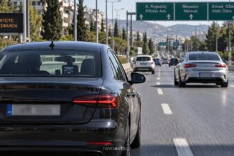 Τα «αόρατα» αυτοκίνητα της Τροχαίας βγήκαν στους δρόμους – Πώς καταγράφουν παραβάσεις εν κινήσει
