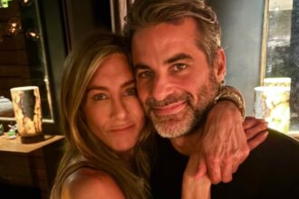 Jennifer Aniston & Boyfriend Jim Curtis Discuss His Past Paralysis