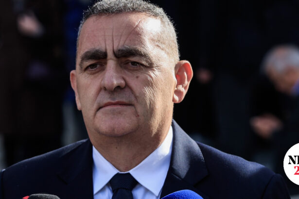 Ο ευρωβουλευτής της ΝΔ Φρέντι Μπελέρης εκθειάζει τον Κασιδιάρη