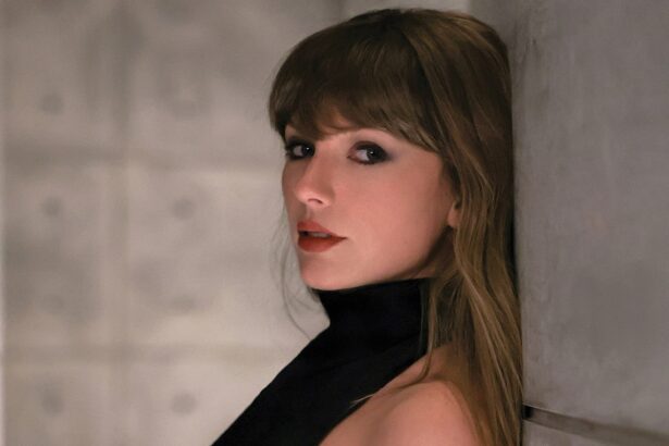  Taylor Swift “Patient Zero” Video Warns Dakota Johnson of Colin Farrell