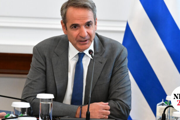 Μητσοτάκης: Αν η ΕΕ το επιτρέψει, θα εξετάσουμε προσωρινή μείωση του φόρου στα καύσιμα