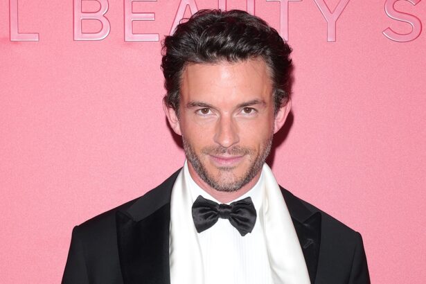 Jonathan Bailey Shows Bangs Hair Transformation at London Fashion Week