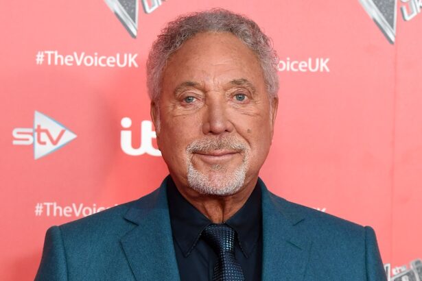 The Voice UK’s Tom Jones Says He Fired for Reason of Financial Difficulty