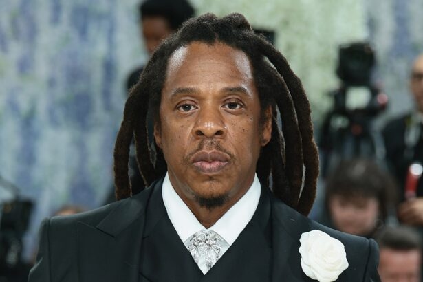 Jay-Z Sexual Assault Lawsuit: Accuser Says There’s “No Truth” to Claim