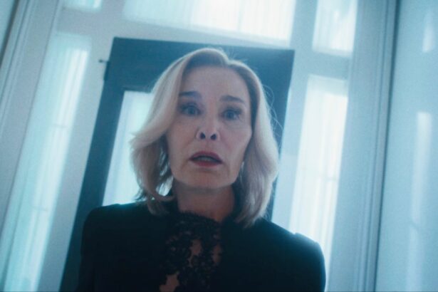 American Horror Story: 13 Trailer: Jessica Lange, Evan Peters Return