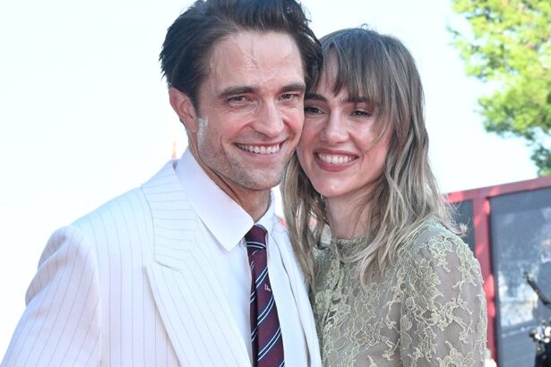 Robert Pattinson’s Primetime Earns Ovation at Venice Premiere