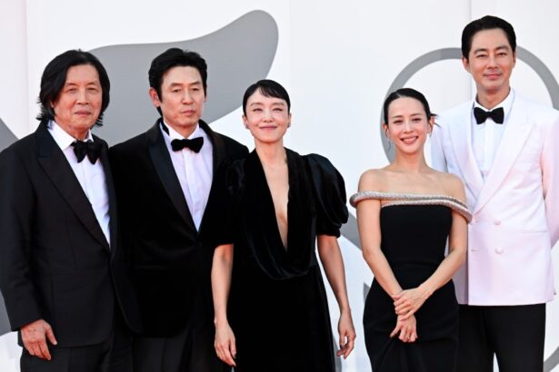 ‘Possible Love’ From Lee Chang-dong Earns 6-Minute Ovation at Venice