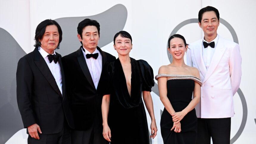 ‘Possible Love’ From Lee Chang-dong Earns 6-Minute Ovation at Venice