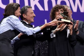 Maggie Gyllenhaal: Woman Unknown Venice Win Not a ‘Statement’