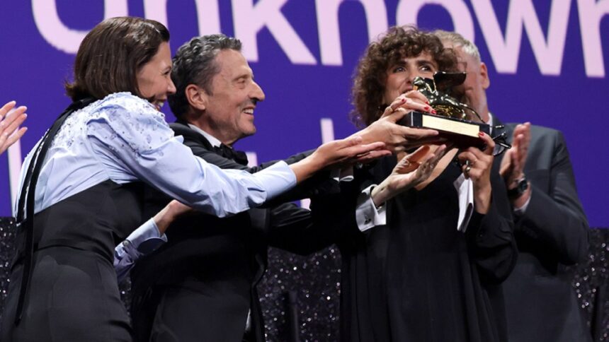 Maggie Gyllenhaal: Woman Unknown Venice Win Not a ‘Statement’