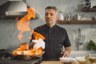Η CookUnity σερβίρει γκουρμέ γεύματα σε «Bodegas» της Νέας Υόρκης