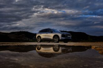 Lepas L8 PHEV: Πολυτέλεια, 279 ίπποι και 1.200+ km αυτονομία σε ένα premium D-SUV