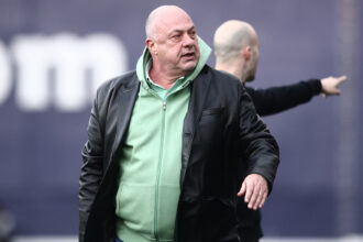 Μπέος: Ο Γιόβιτς ντύθηκε μαϊμού και πήρε πέναλτι μαϊμού, παίχτηκαν εκατ. ευρώ στη νίκη της ΑΕΚ