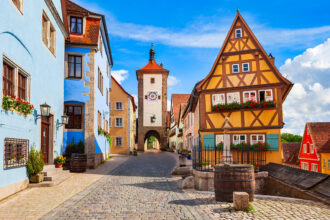 Rothenburg: Η γερμανική πόλη που μοιάζει να βγήκε από παραμύθι