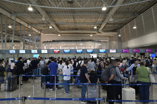 «Πέταξε» η επιβατική κίνηση στα αεροδρόμια της χώρας – Πάνω από 60 εκατ. επιβάτες την περίοδο Ιανουαρίου-Αυγούστου