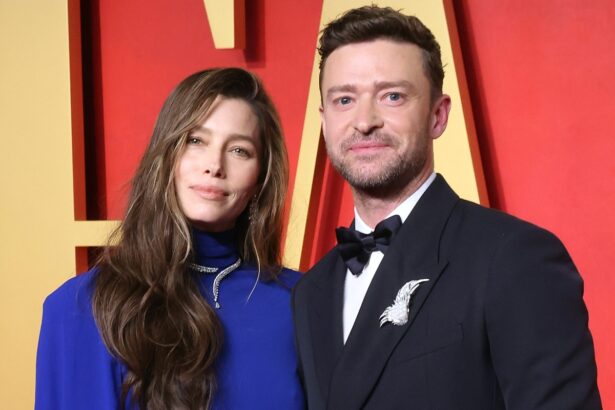Jessica Biel, Justin Timberlake Take Romantic Paris Getaway