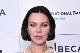 Entourage's Doug Ellin Denies Debi Mazar's Claim of Being Fat-Shamed