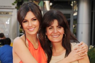 Victoria Justice Details Her Mom's "Serious Health Scare"