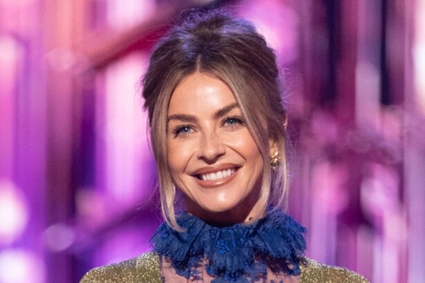 DWTS’ Julianne Hough Brushes Teeth While Peeing as “Unsexy” Habit