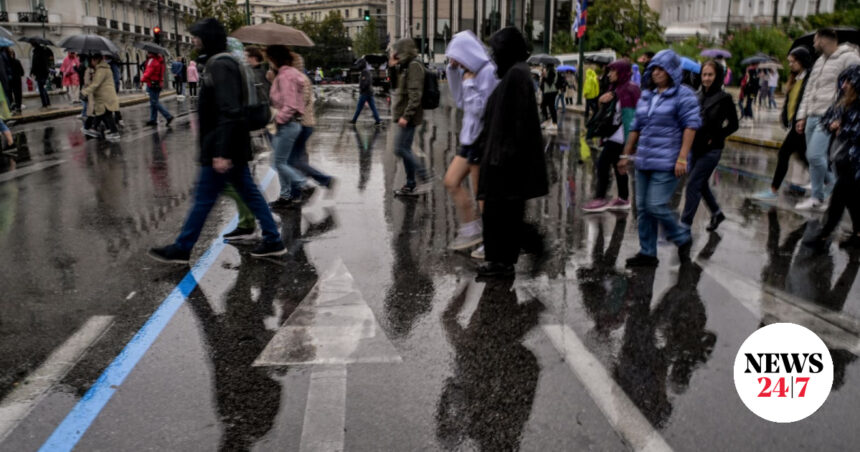 Καιρός: Καταιγίδες και πτώση της θερμοκρασίας από το Σάββατο