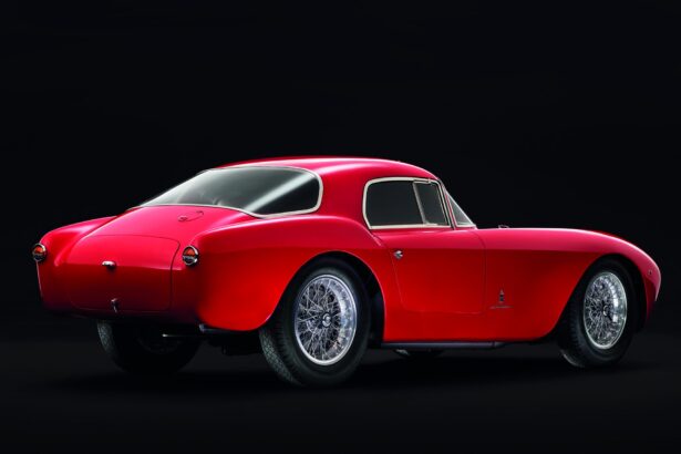 100 χρόνια Maserati: Τα θρυλικά αγωνιστικά του Trident στο Goodwood Revival