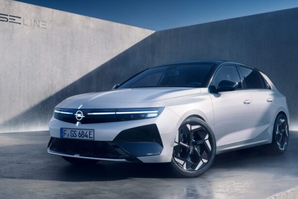 Opel Astra GSE Line: Το Astra αλλάζει χαρακτήρα και αποκτά πιο σπορ ταυτότητα