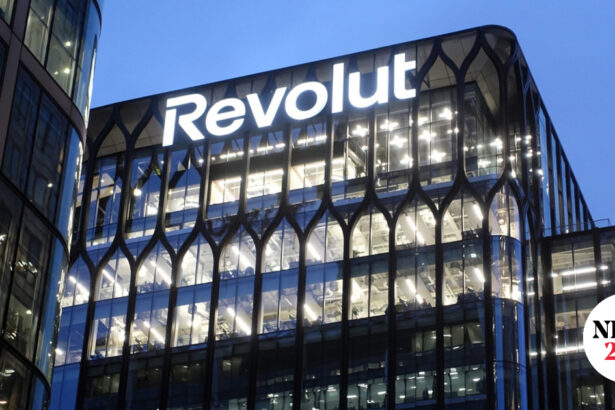 Revolut: Χάκερς της ζητούν λύτρα ύψους 3 εκατ. δολαρίων