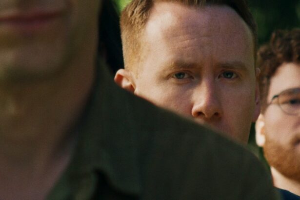 ‘Salvation’ Review: A Pin-Sharp Portrait of a Life Coach in Freefall