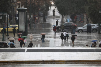 Νέα προειδοποίηση της ΕΜΥ για την κακοκαιρία: Οι περιοχές όπου εκδηλώνονται ισχυρές βροχές και καταιγίδες σήμερα και αύριο