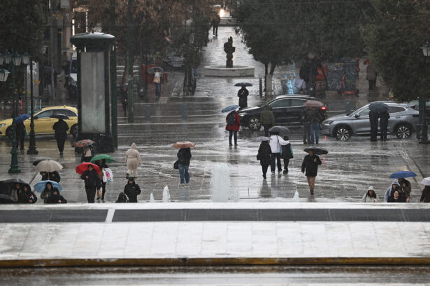 Νέα προειδοποίηση της ΕΜΥ για την κακοκαιρία: Οι περιοχές όπου εκδηλώνονται ισχυρές βροχές και καταιγίδες σήμερα και αύριο