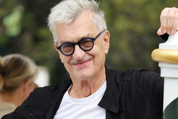 Wim Wenders Clarifies Stance on Filmmakers and Politics After Berlin