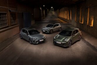 CUPRA: Πέντε σημαντικές παρουσίες στο Παρίσι με επίκεντρο το Raval και την ηλεκτροκίνηση