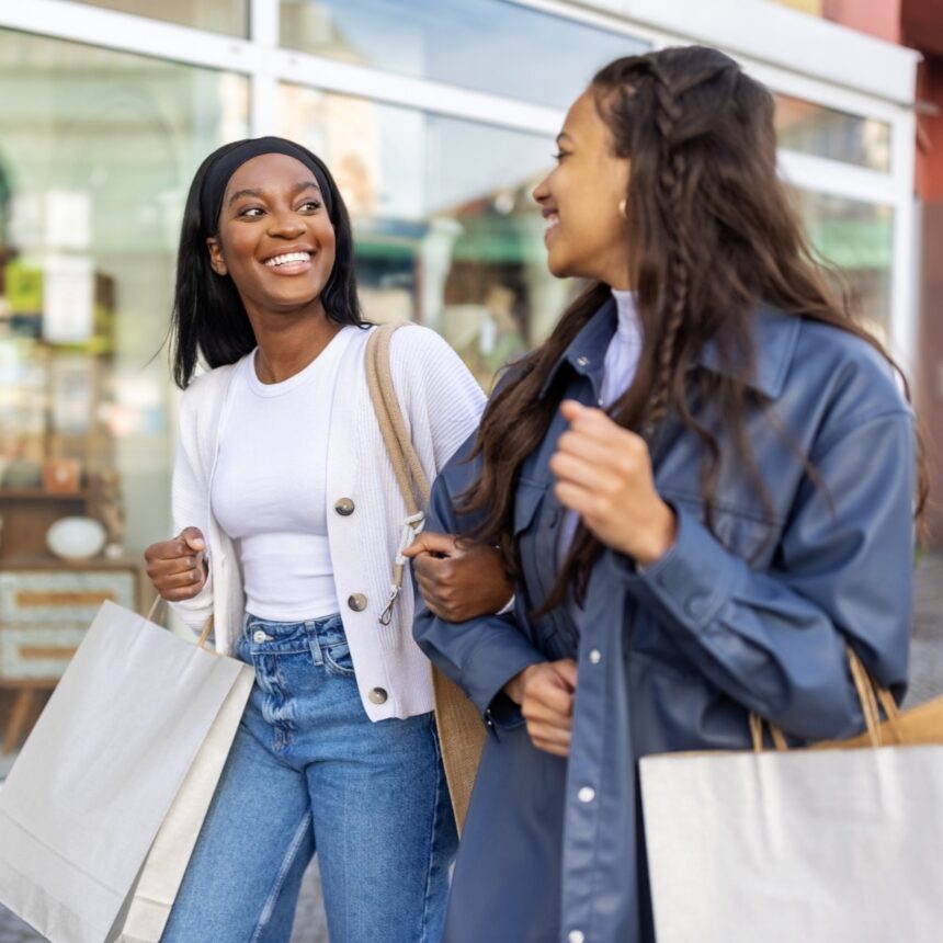 Όλα όσα πρέπει να ξέρετε για την Black Friday 2026: Οι καλύτερες προσφορές και εκπτώσεις για να αποκτήσετε.