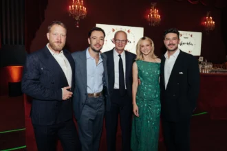 Η Carey Mulligan και ο Marcus Mumford συγκεντρώνουν 7,65 εκατομμύρια δολάρια για παιδιά σε εμπόλεμες ζώνες