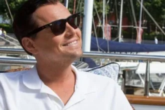 Ο απόλυτος οδηγός γυαλιών ηλίου Ray-Ban Wayfarer