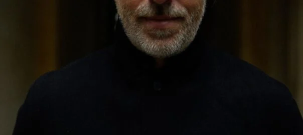 Officine Générale: Pierre Mahéo για φανέλα, αυθεντικότητα και ντύσιμο για θερμότητα