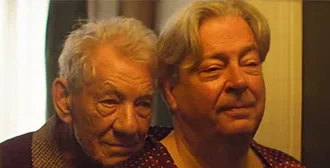 Γοητευτικό τρέιλερ για την ταινία Queer “Frank & Percy” με τους McKellen & Allam
