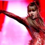 Ο σκηνοθέτης του “Always Lalisa” αποκαλύπτει γιατί ο φημολογούμενος φίλος της Lisa δεν είναι στο Doc