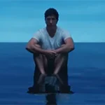 Πλήρες τρέιλερ για το Slacker Comedy “Junk” με τους Schwimmer, Ryder, Malone