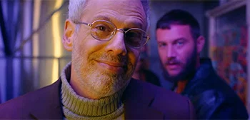 Επίσημο τρέιλερ για το «Checkout» Spy Gone Rogue Comedy με τον Josh Pais